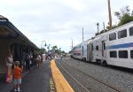 NJ Transit Train # 4725 letting off passengers at BH Station